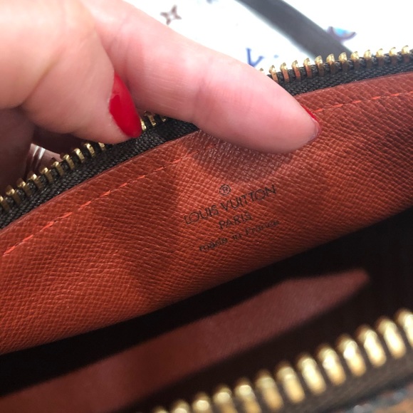 Louis Vuitton handbag - Picture 6 of 6